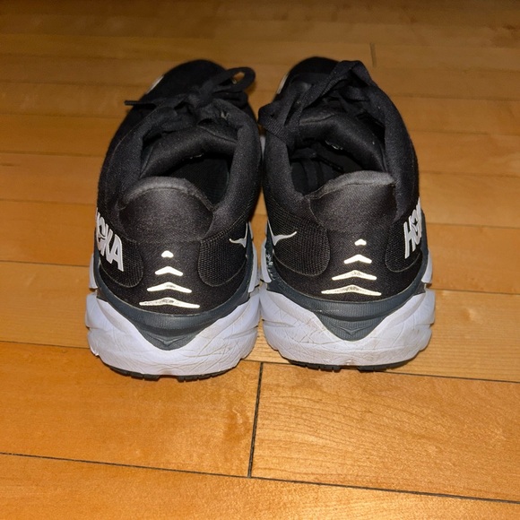 Hoka one one women’s Clifton 8 shoes sneakers - Picture 3 of 11